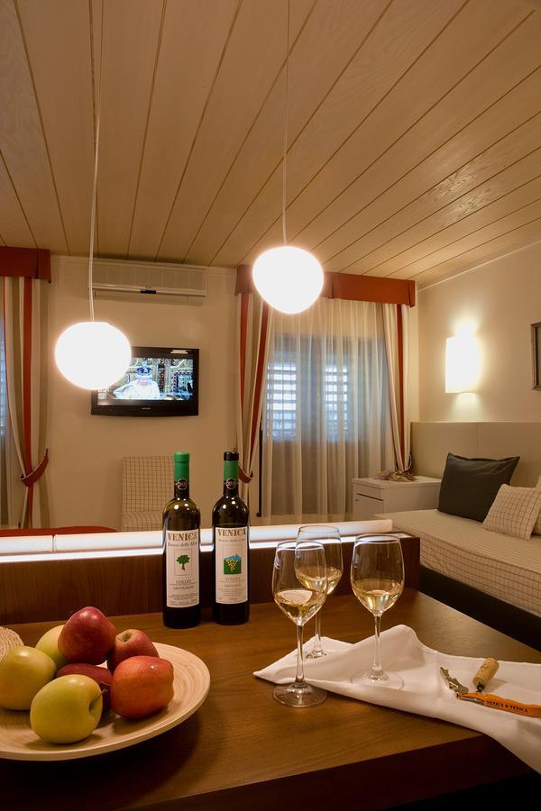 Venica & Venica Wine Resort Dolegna del Collio Ngoại thất bức ảnh